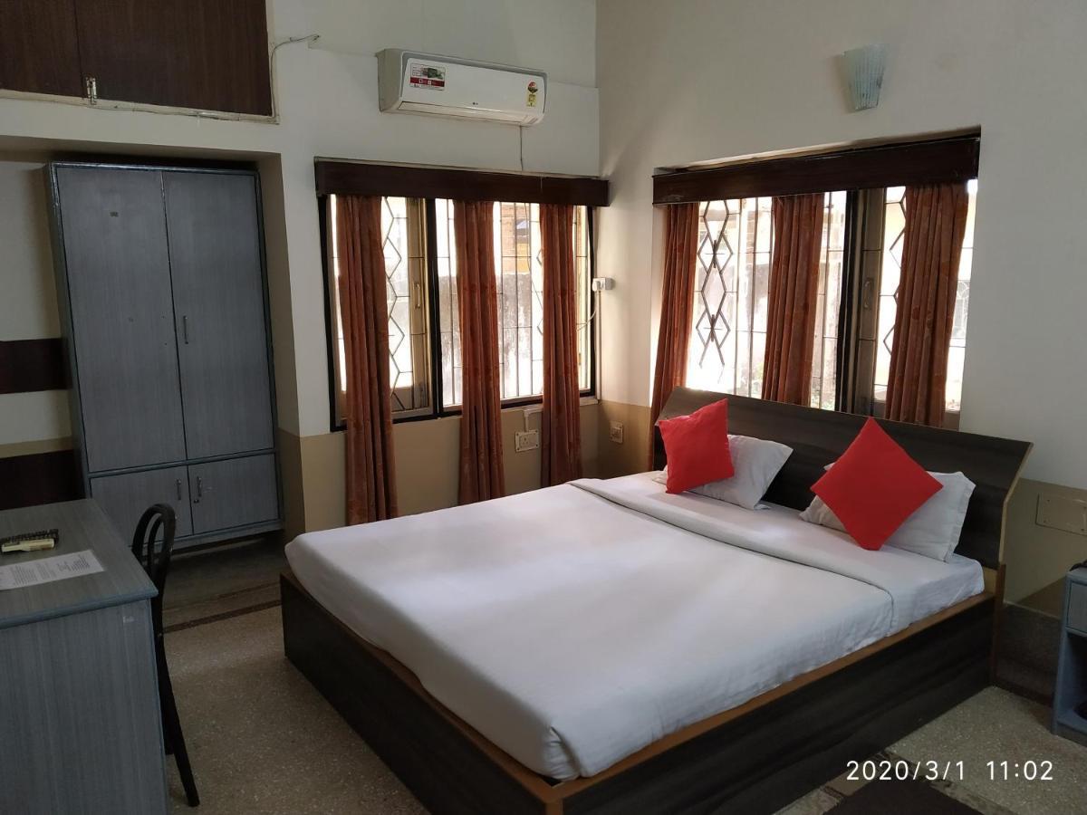 Riverview Guest House Guwahati Esterno foto